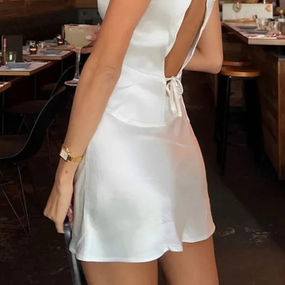 NWT lace trim satin skirt set by Commense in size XS - Picture 3 of 16